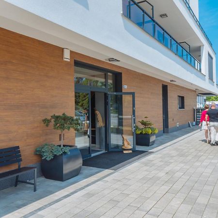 White Marina Apartamenty Ustronie Morskie Bagian luar foto